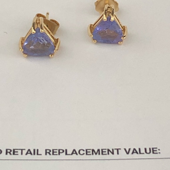 Tanzanite 14K trillion cut stud earrings - Picture 3 of 7